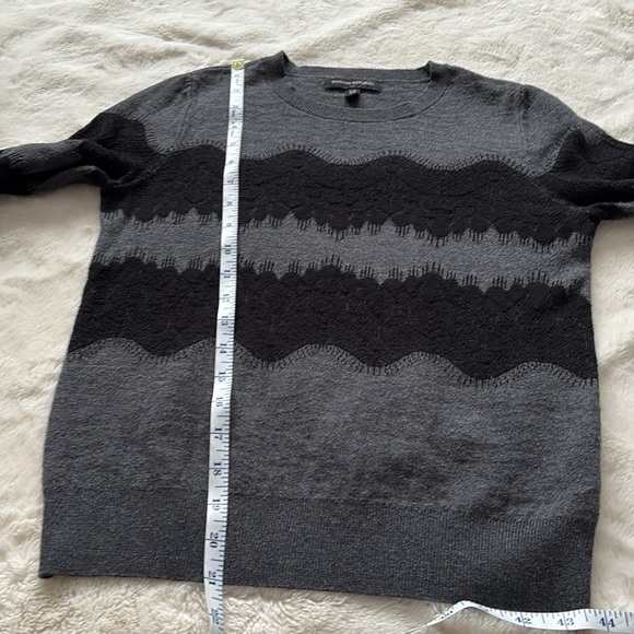 Banana Republic XS Petite Lace Knit Top | Soft Stretch Minimalist Layer Romantic - Picture 4 of 7